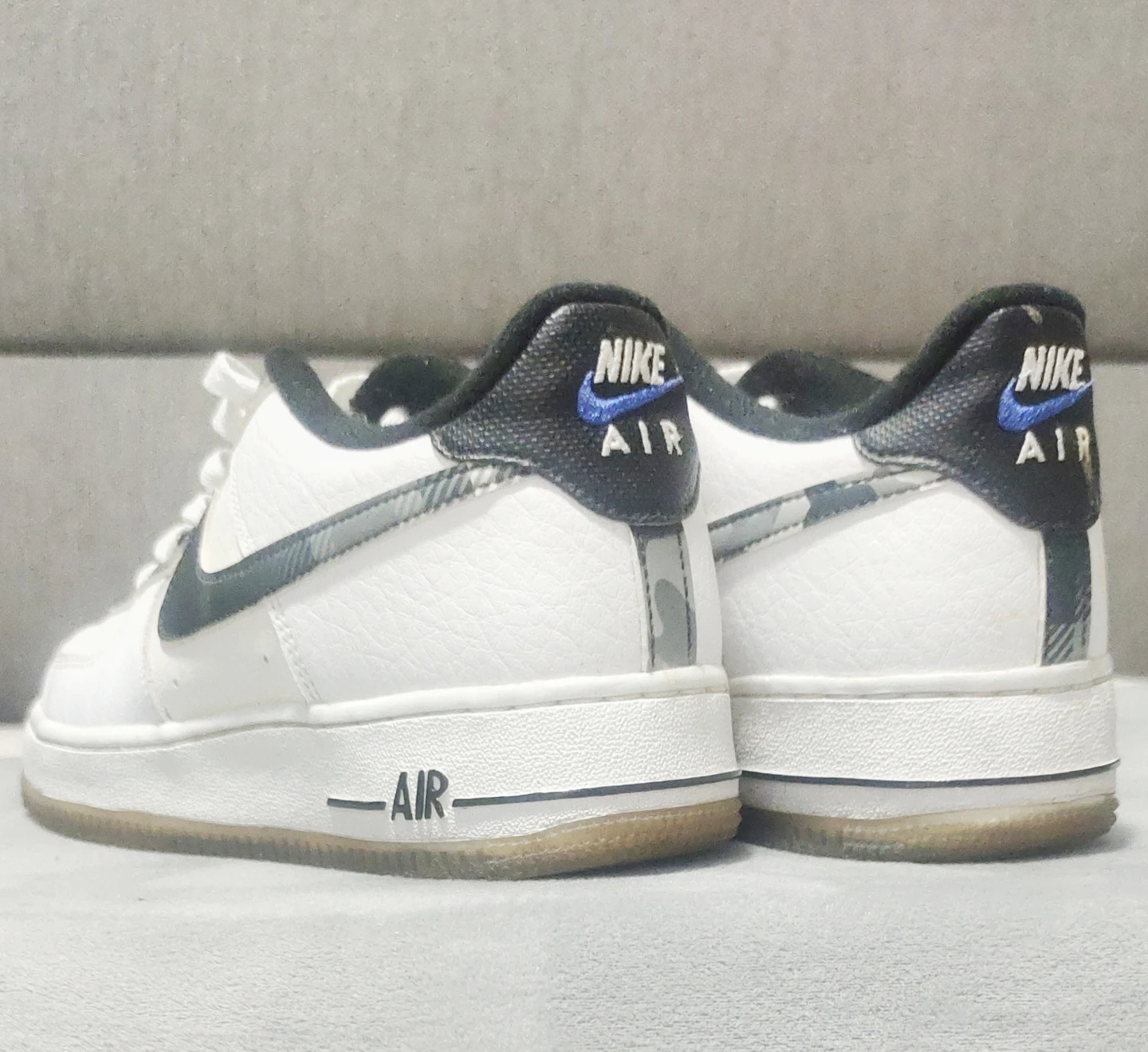 Nike Air Force 1 Youth Sneakers White/Grey Size 6.5Y - photo 2