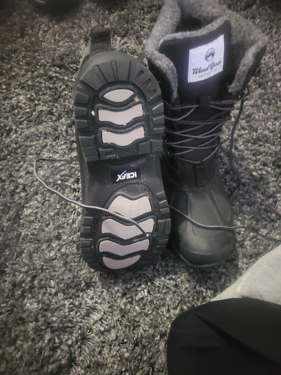 Wind River Youth Snow Boots Size 10 - photo 3