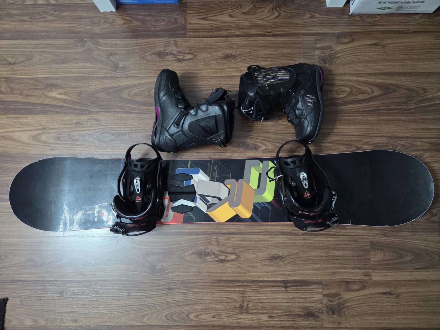 Snowboard Set - Drake Board 152cm + Bindings + Boots - photo 2