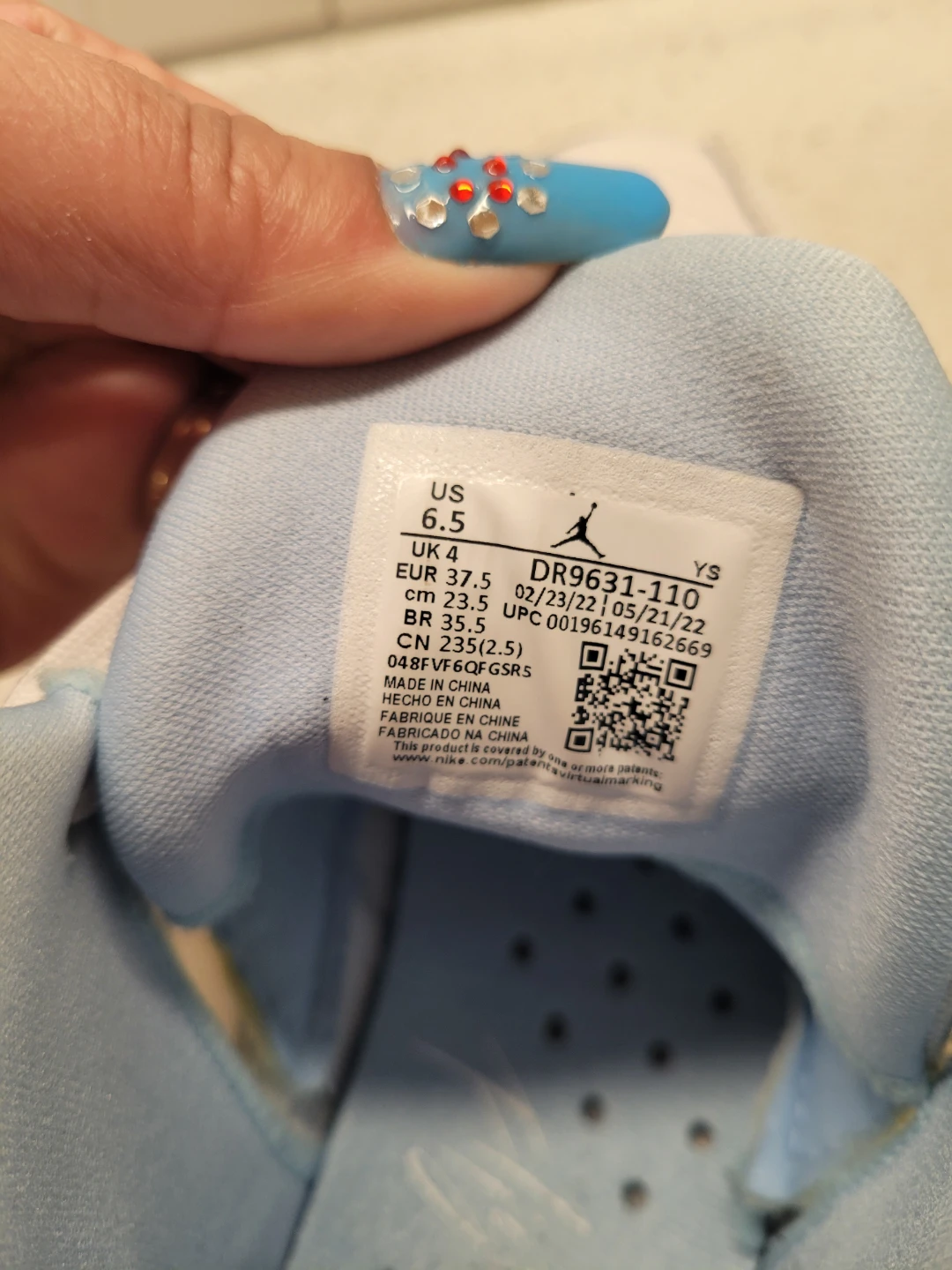 Jordan Air 6 Retro White Blue US 6.5 - photo 3