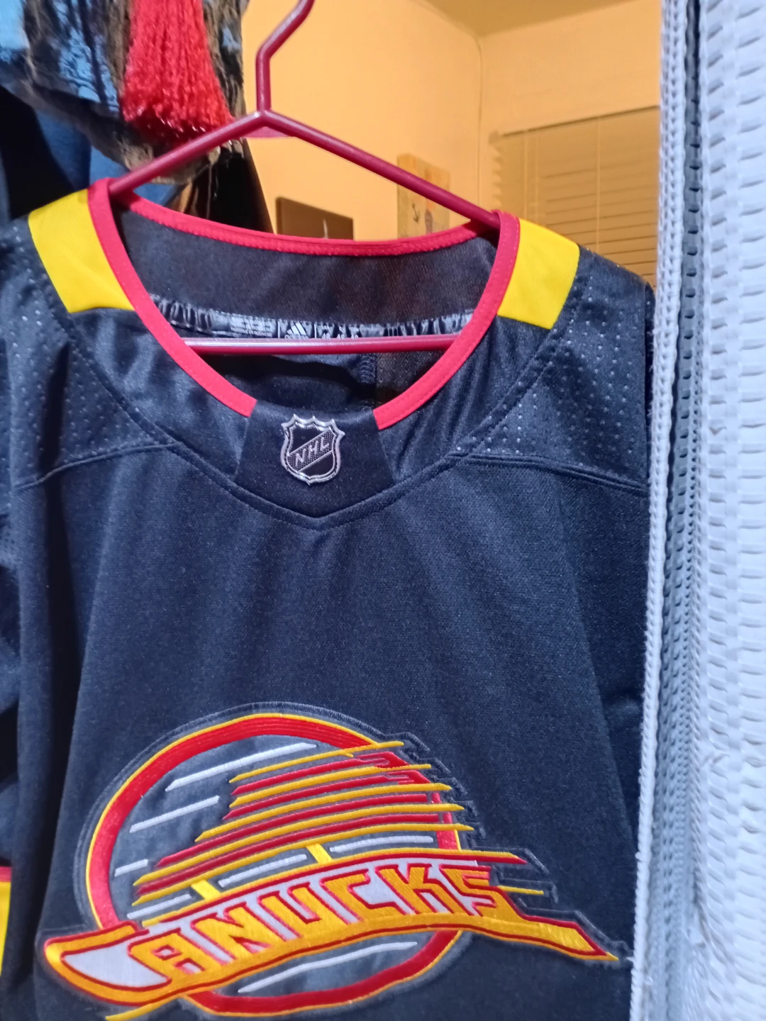 Vancouver Canucks Adidas Jersey - Garland #8 - photo 2