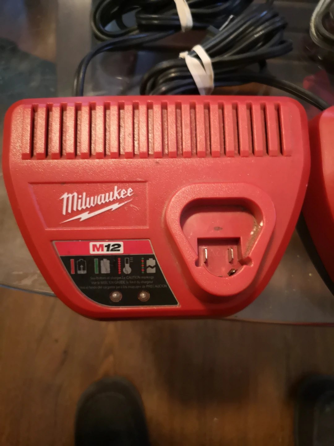Milwaukee M12 Battery Chargers (2) - photo 5