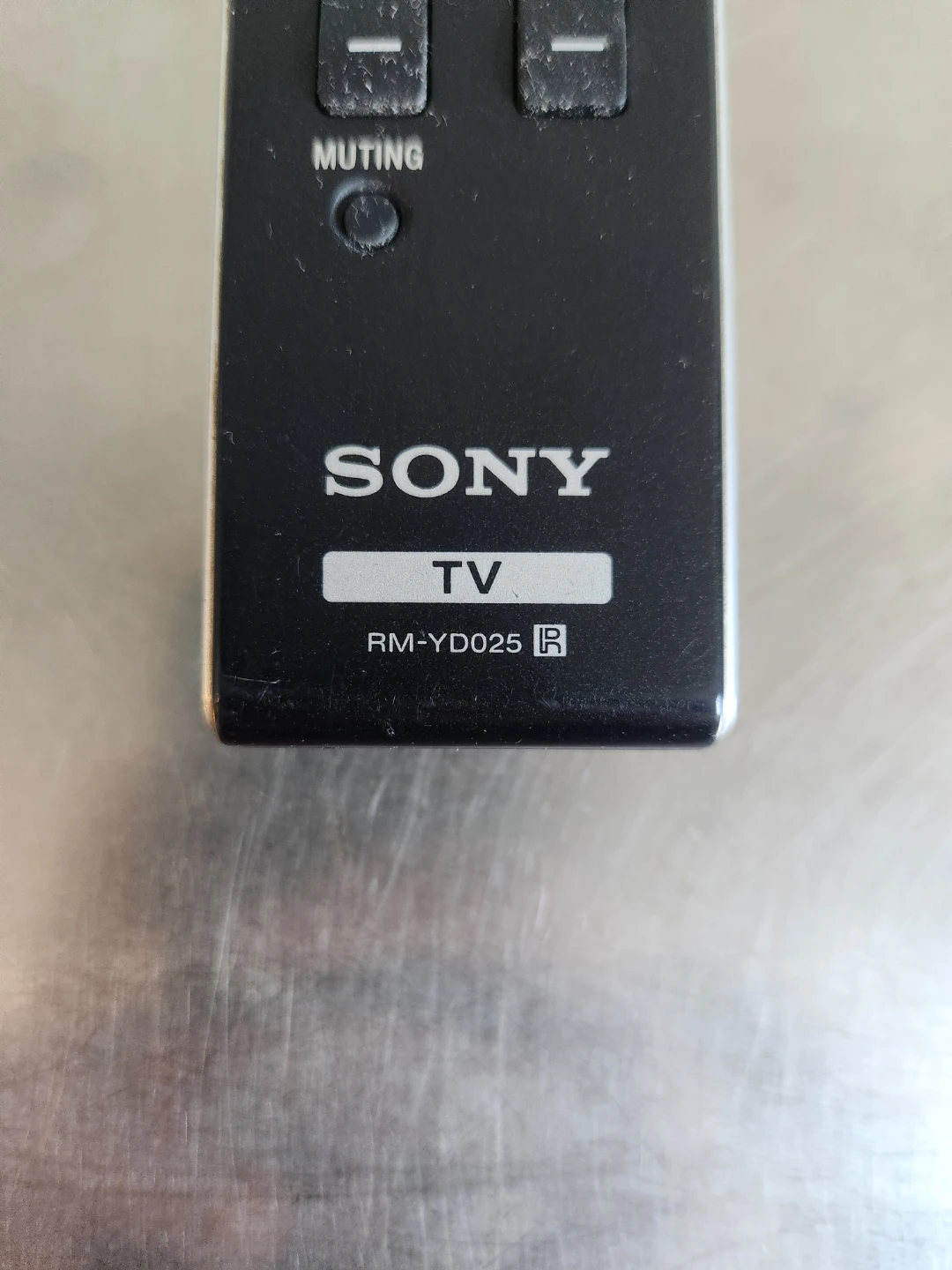 Sony TV Remote RM-YD025 - photo 2