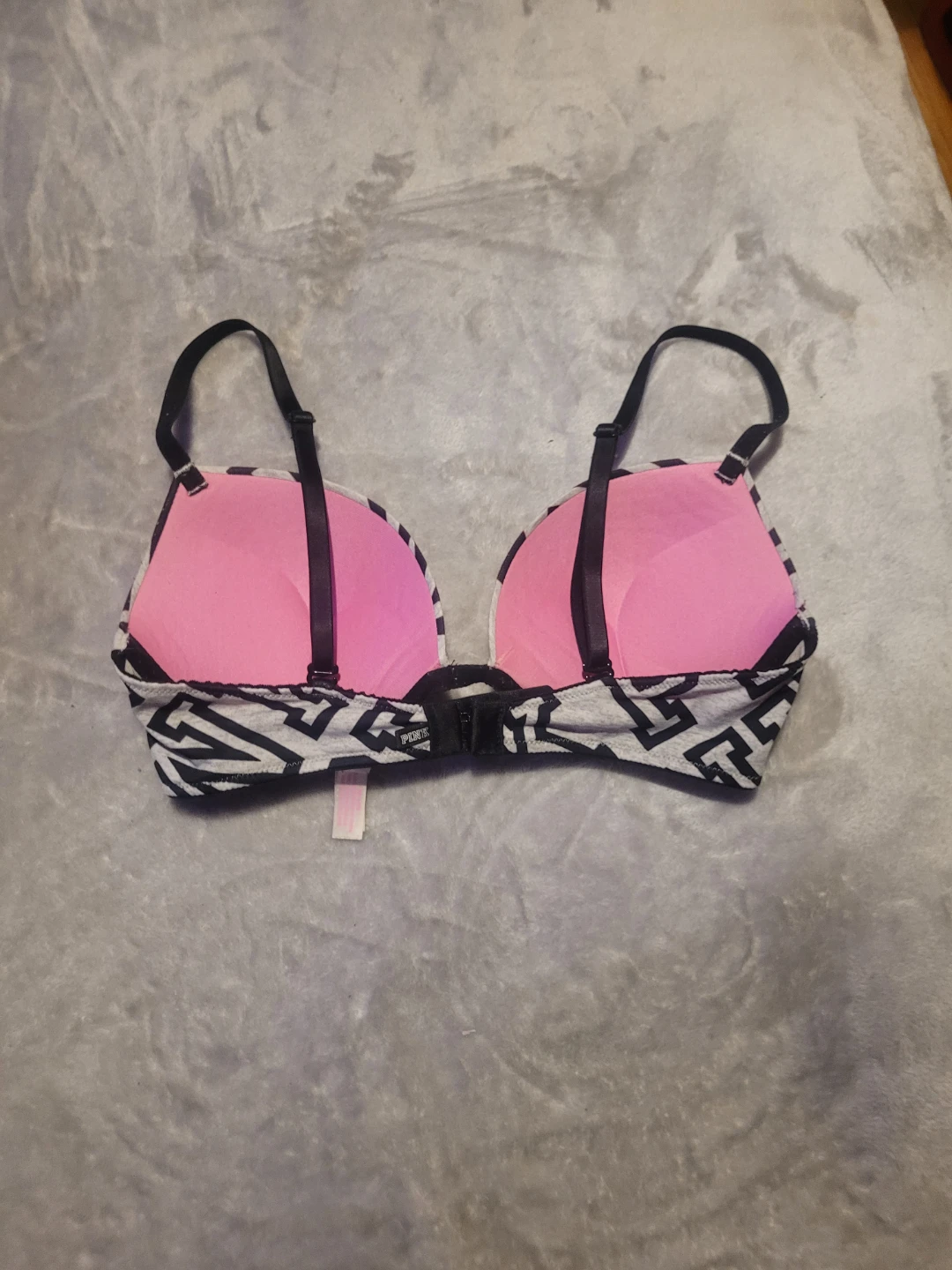 Victoria's Secret Pink Bra 32C - photo 2