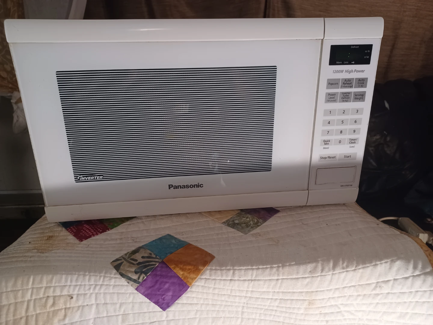 Panasonic 1200W Inverter Microwave - photo 5
