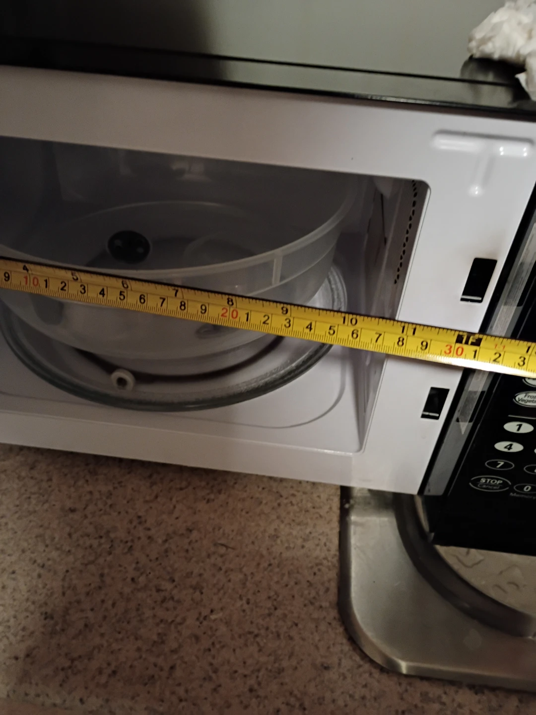 Black+Decker Microwave - photo 3