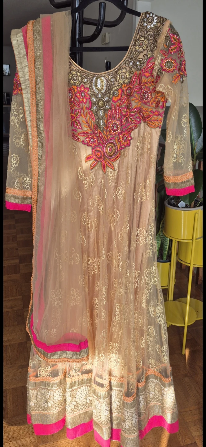Gold and Pink Embroidered Anarkali Dress with Dupatta - photo 2