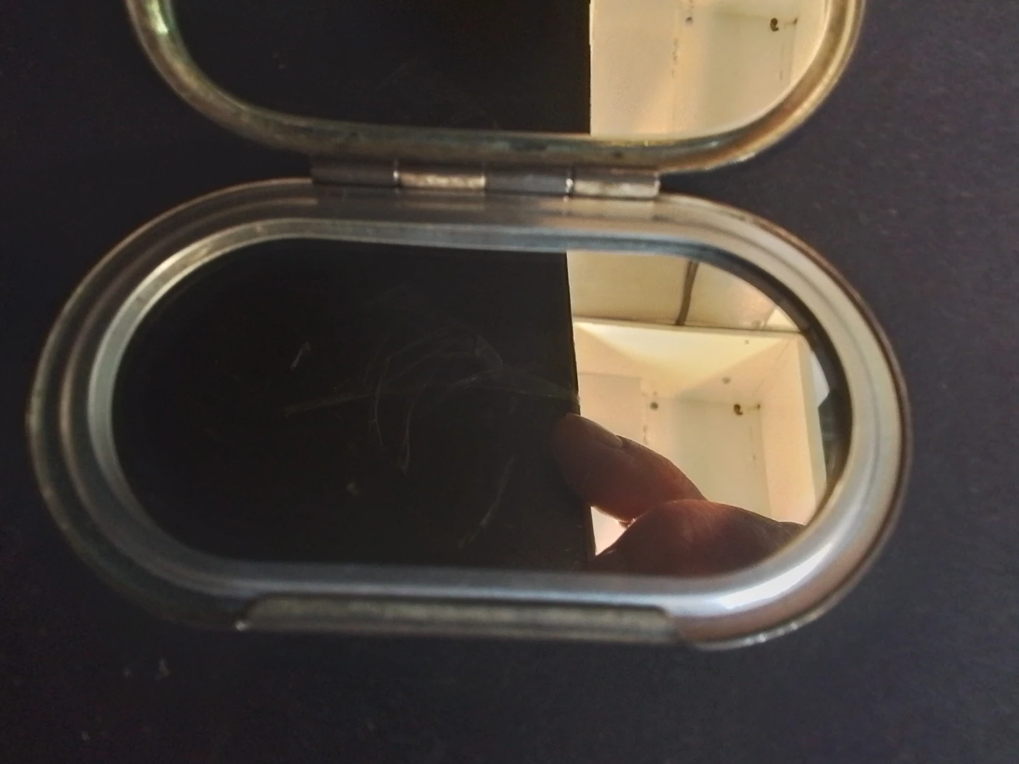 MARC by Marc Jacobs Compact Mirror - photo 4