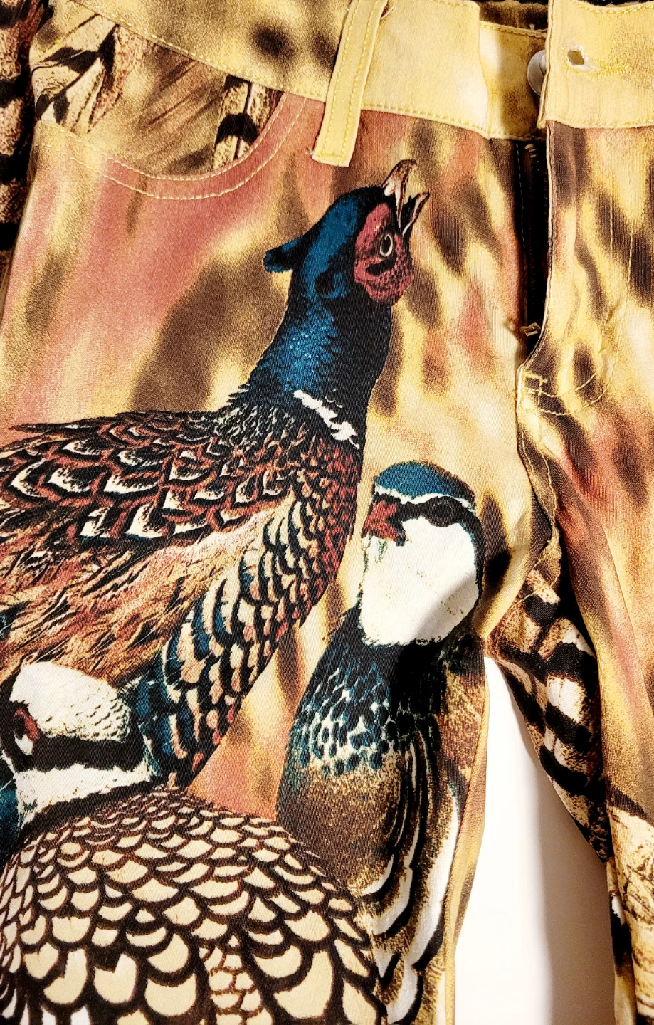 Bongo 1990s Women's Pheasant Print Flare Jeans Size 0 - photo 2