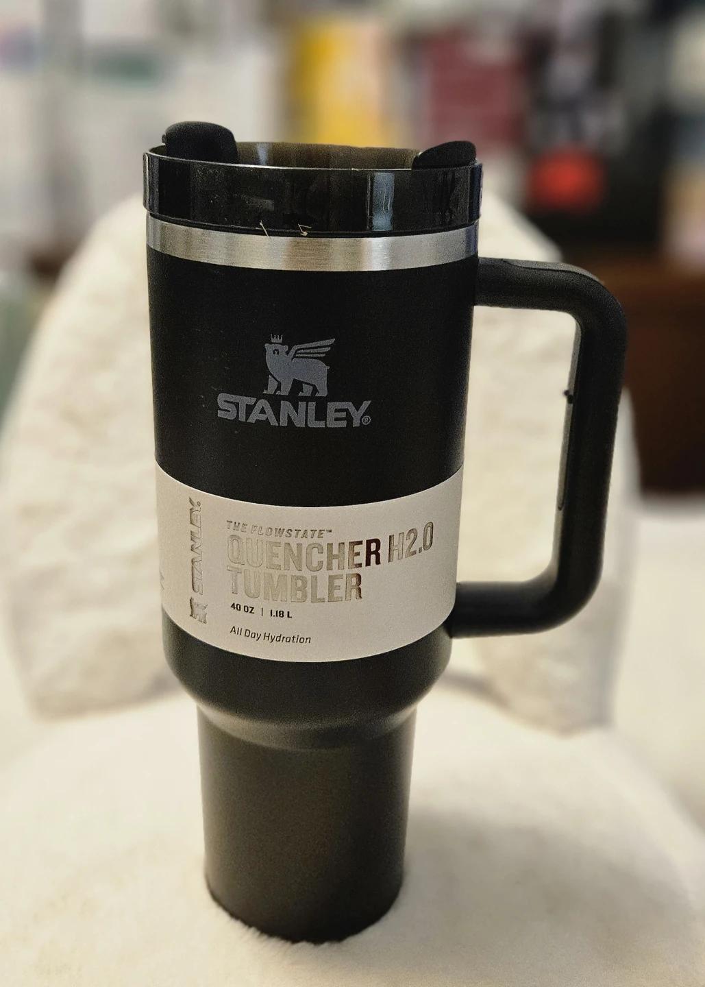 Stanley The Quencher H2.0 Flowstate Tumbler 40oz Black