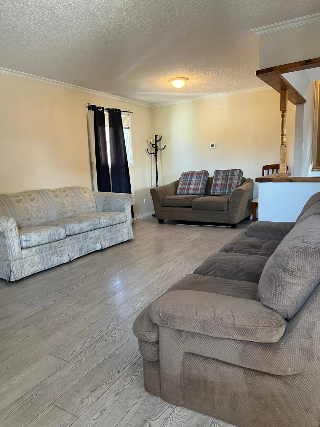 Clean Room for Rent - photo 3