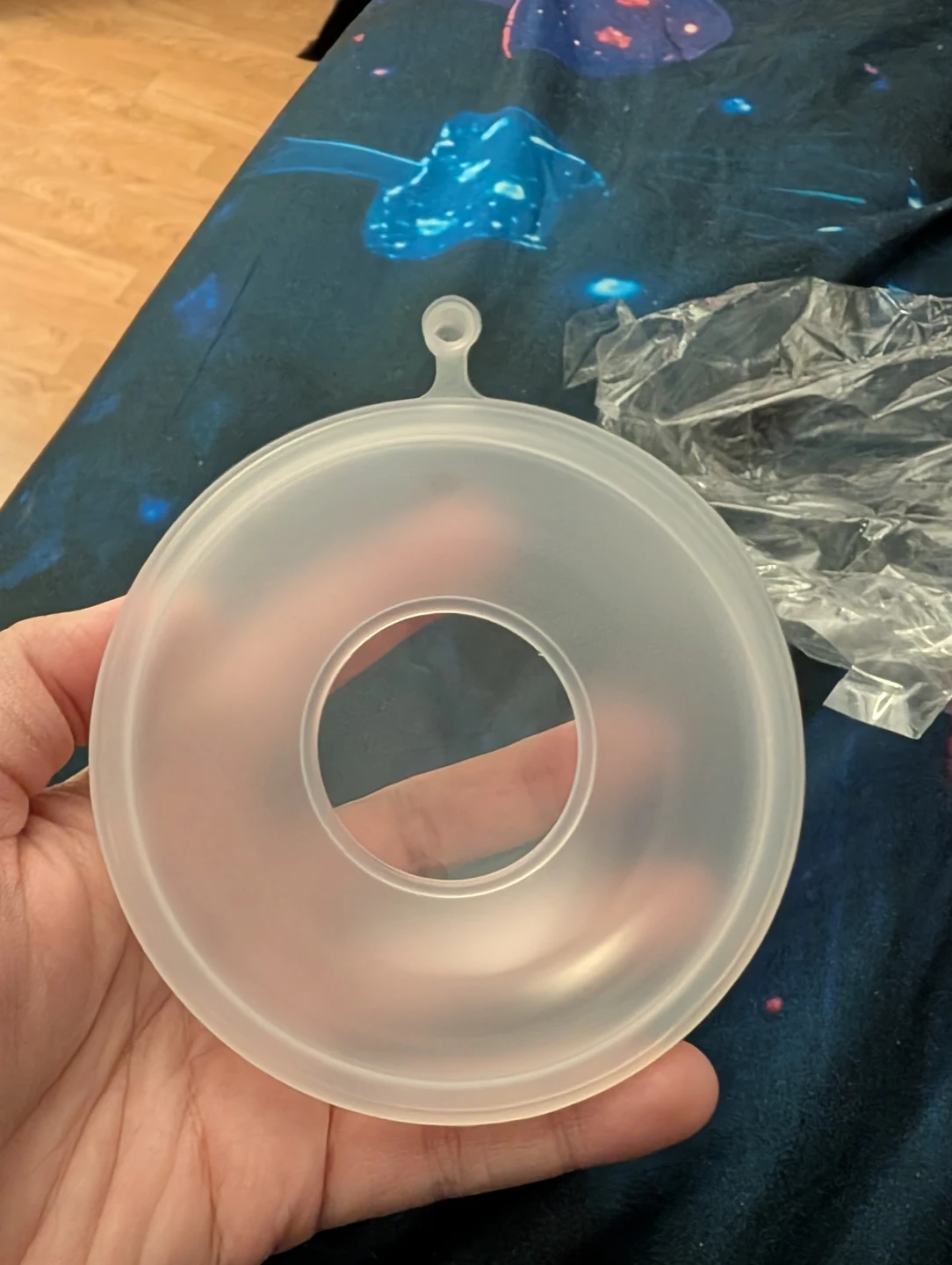 2 breast milk collectors with silicone cover 🏆 - photo 4