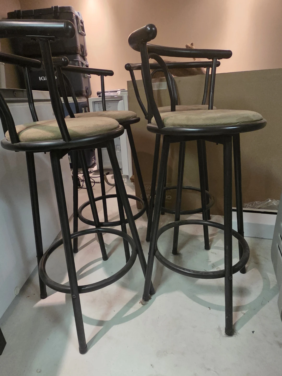 Set of 4 Bar Stools