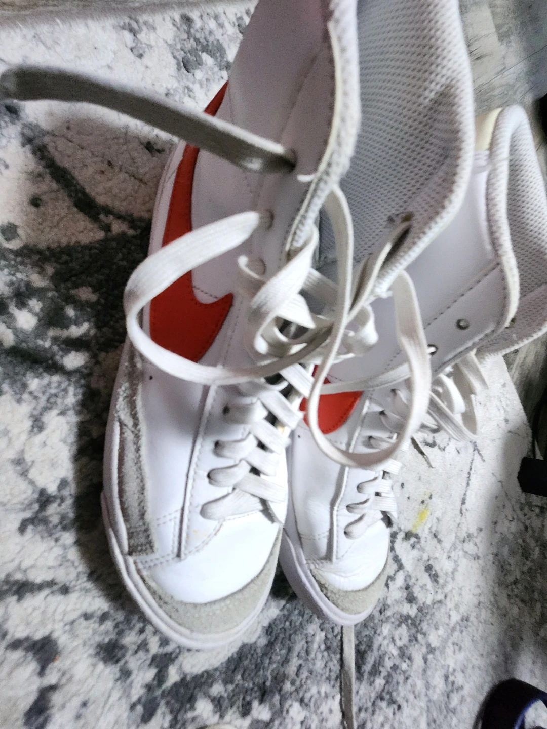 White Nike Blazer Mid '77 Vintage Sneakers