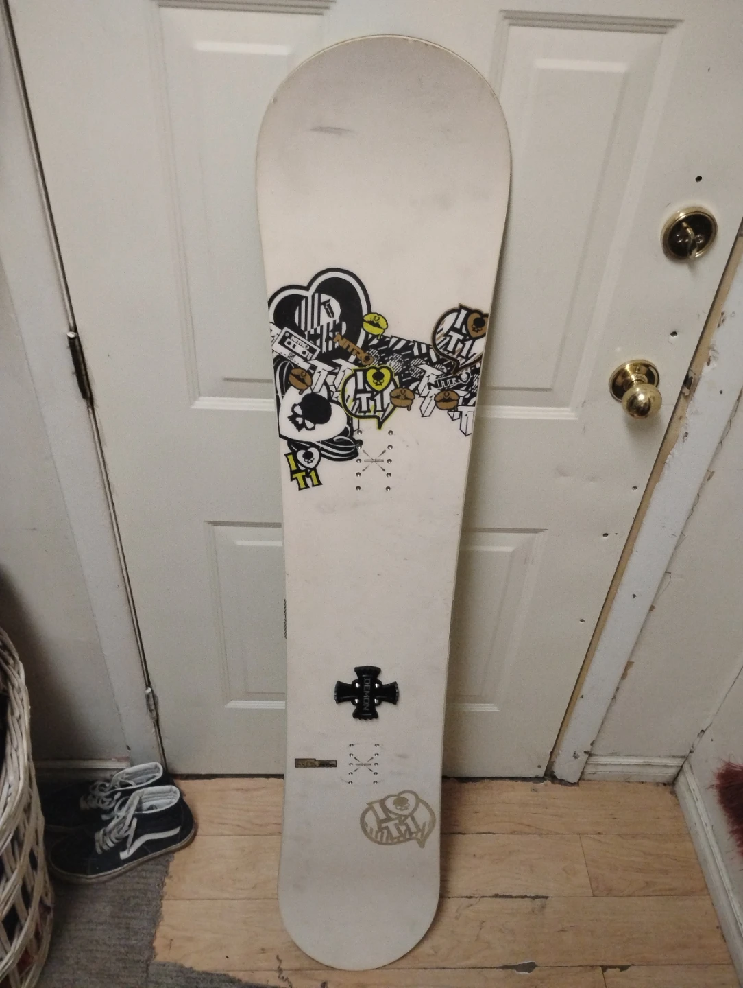 Nitro Snowboard with Dakine Bag and Bindings - photo 4