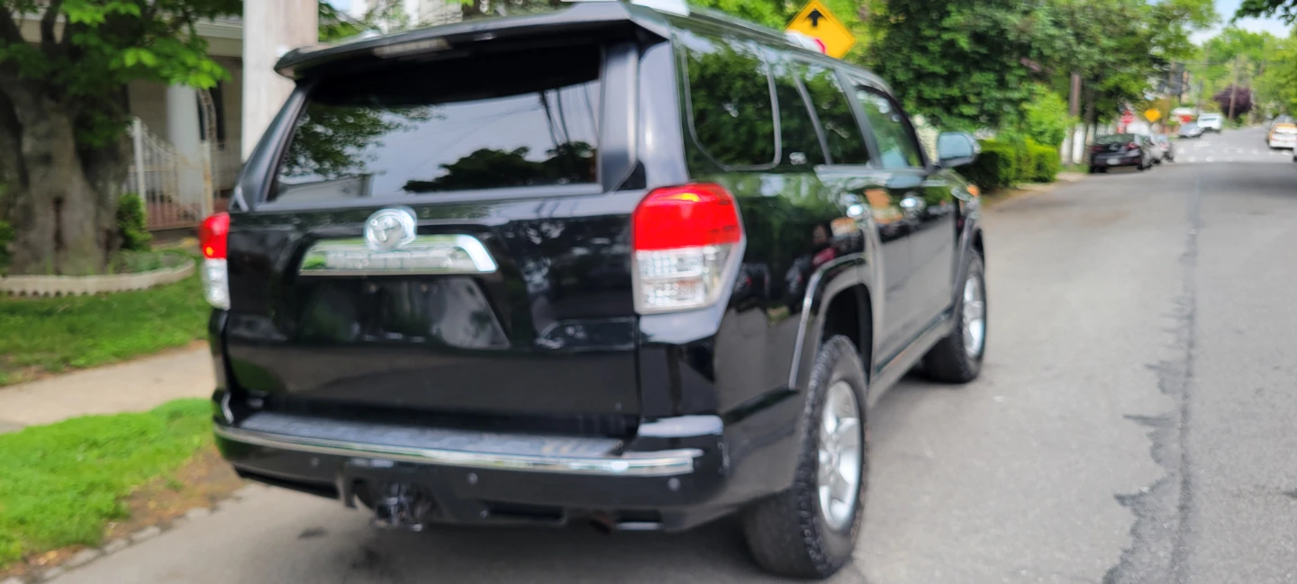 2012, TOYOTA  4, RUNNER  SR5,4X4 - photo 4