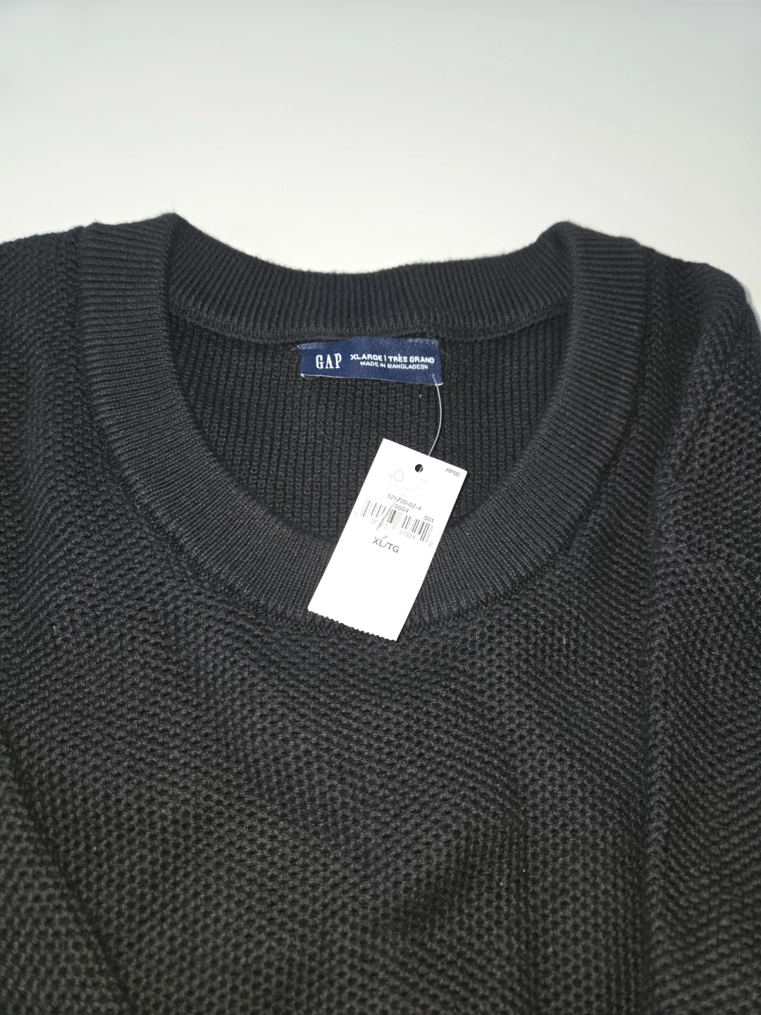 BNWT Men's GAP Sweater - photo 3