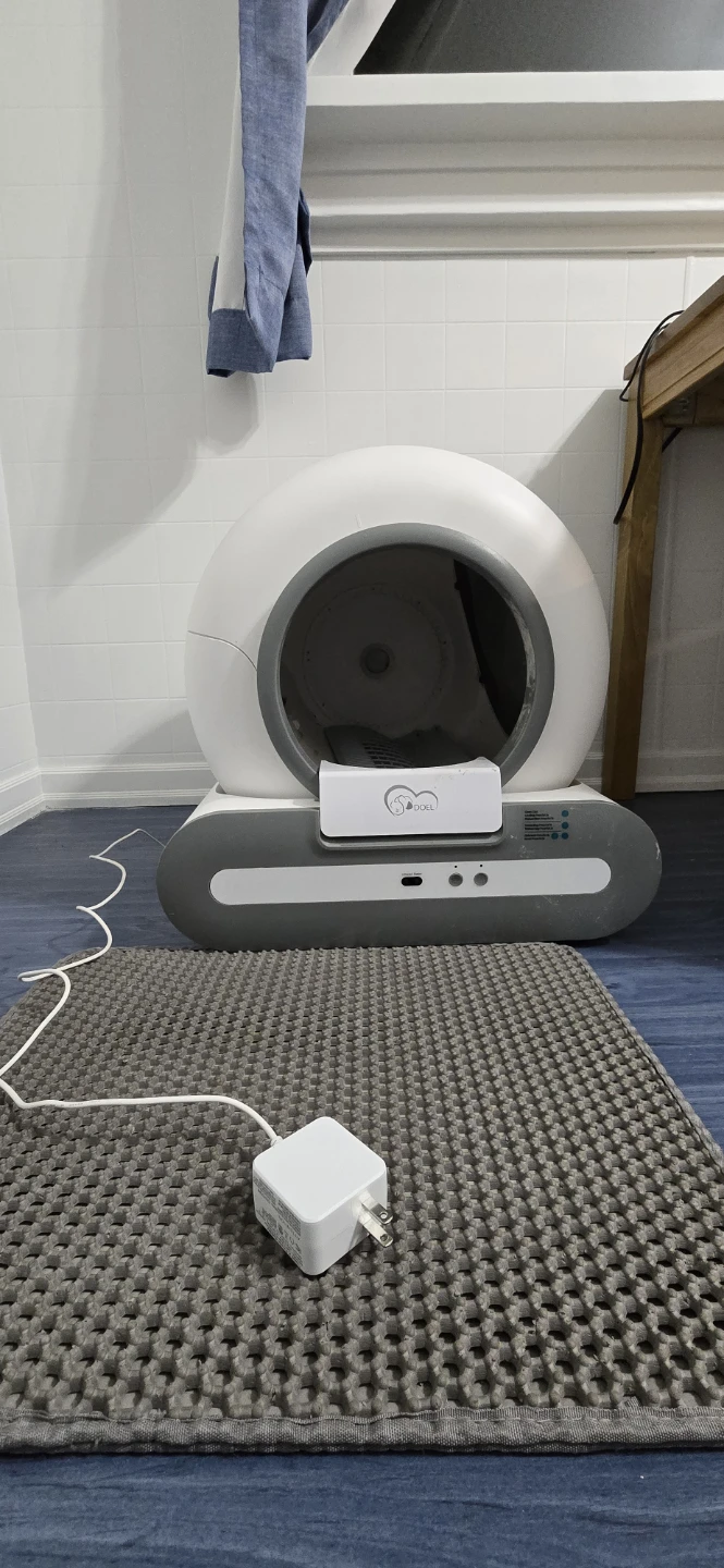 DOEL Automatic Self Cleaning Cat Litter Box
