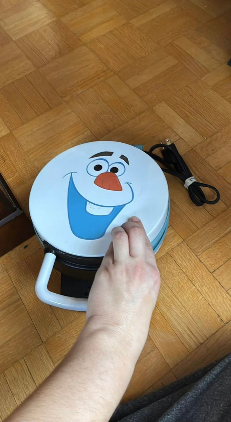 Olaf Frozen Waffle Maker