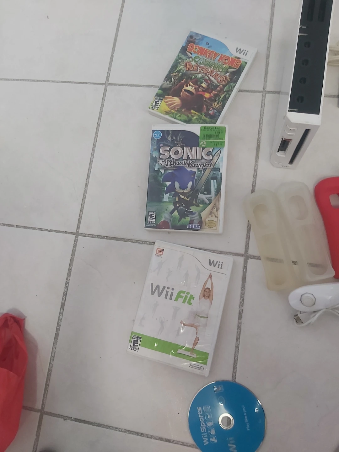 Nintendo Wii Console with Games and Accessories - photo 2