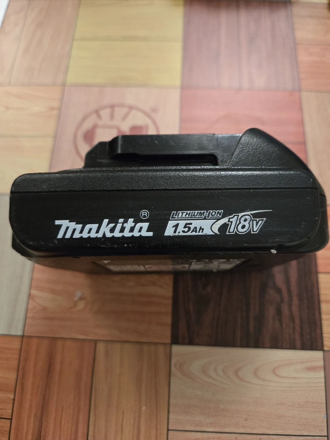 Makita 18V 1.5Ah Lithium-Ion Battery BL1815N - photo 2