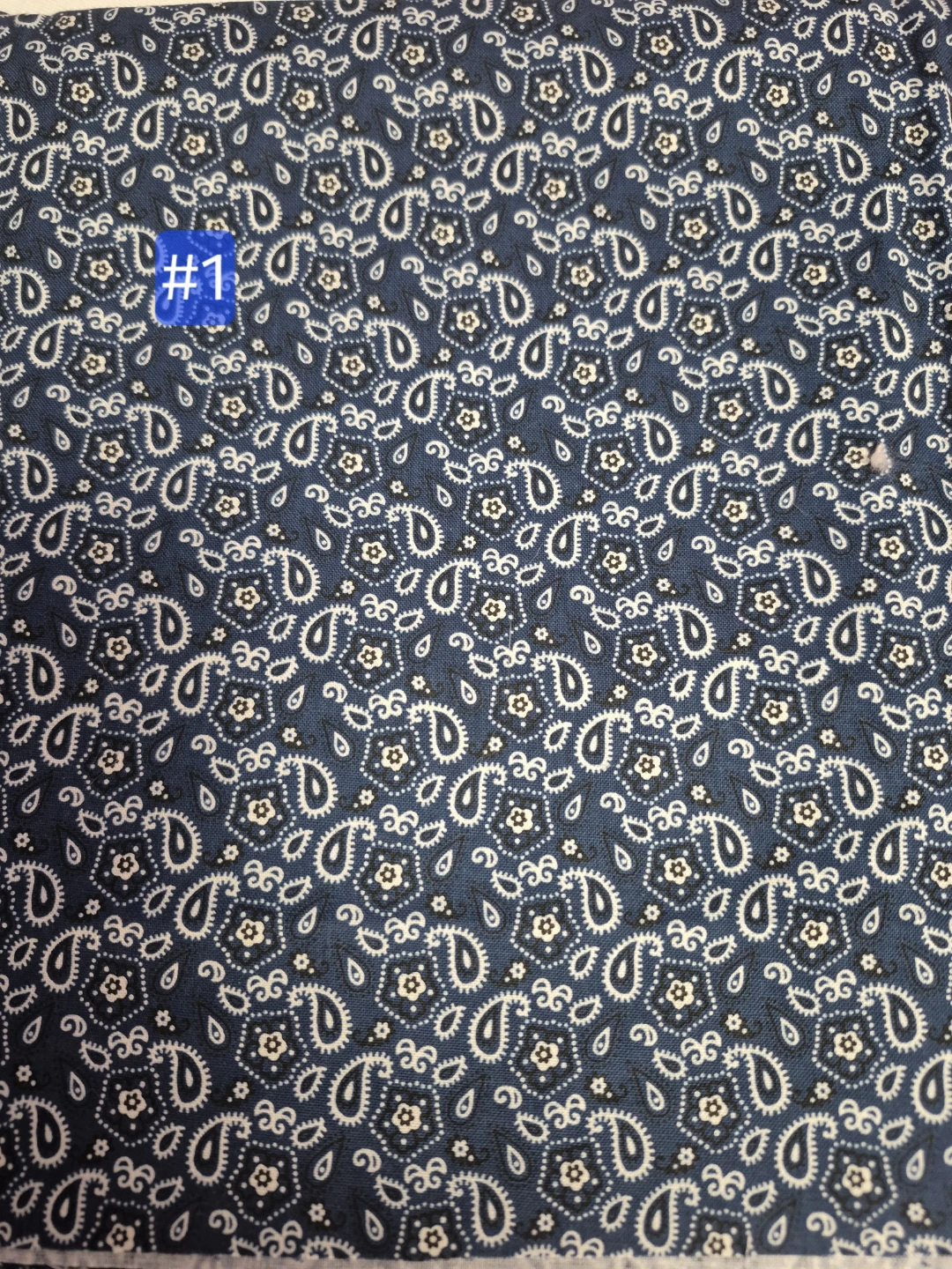 Various prints of cotton fabric, 1 meter each, price per piece