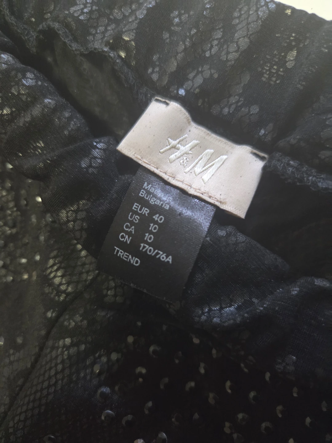 LIKE NEW H&M Black Sequin Pants - EUR 40 / US 10 - photo 3