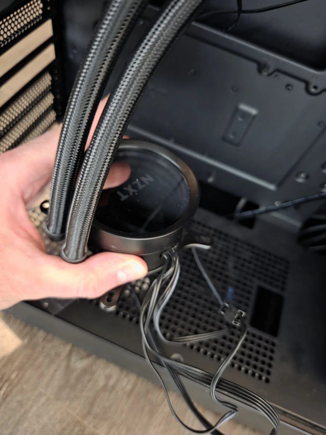 NZXT H510 Flow ATX Mid-Tower PC Case - photo 3