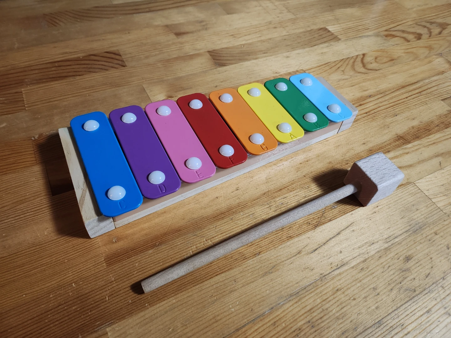 Children's Wooden 8-note glockenspiel (xylophone) with Mallet