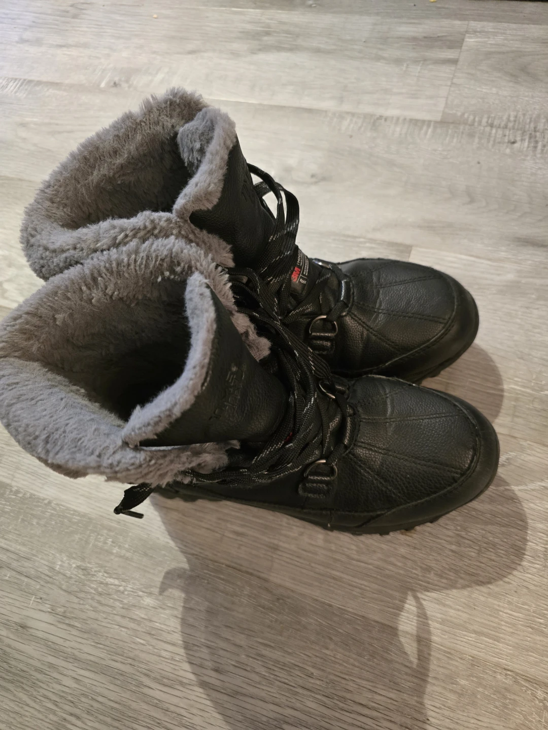 Black Winter Boots with Fur Lining