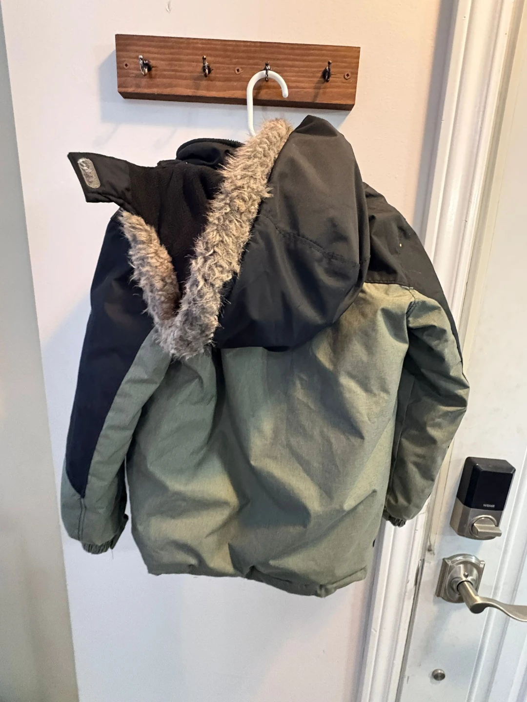 OshKosh B'gosh Kids Winter Jacket - Size 6 - photo 2