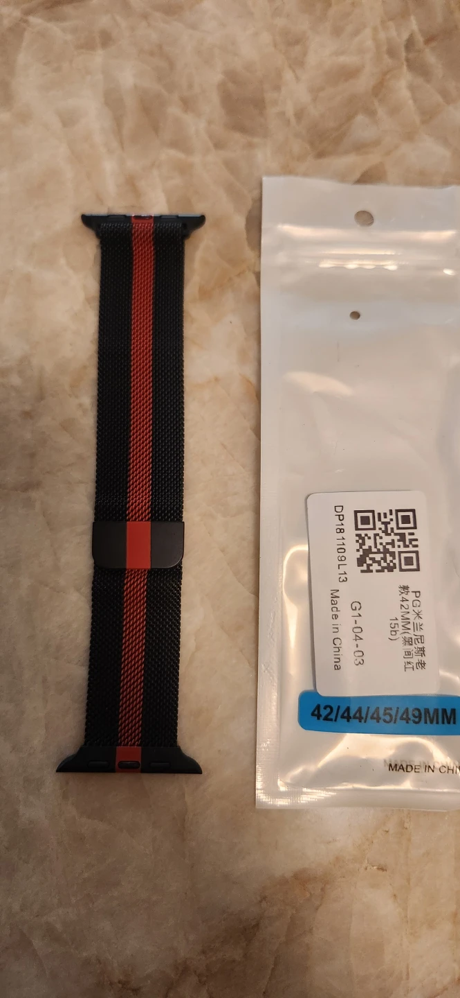 Milanese Watch Band for Apple Watch 42/44/45/49MM - Black/Red