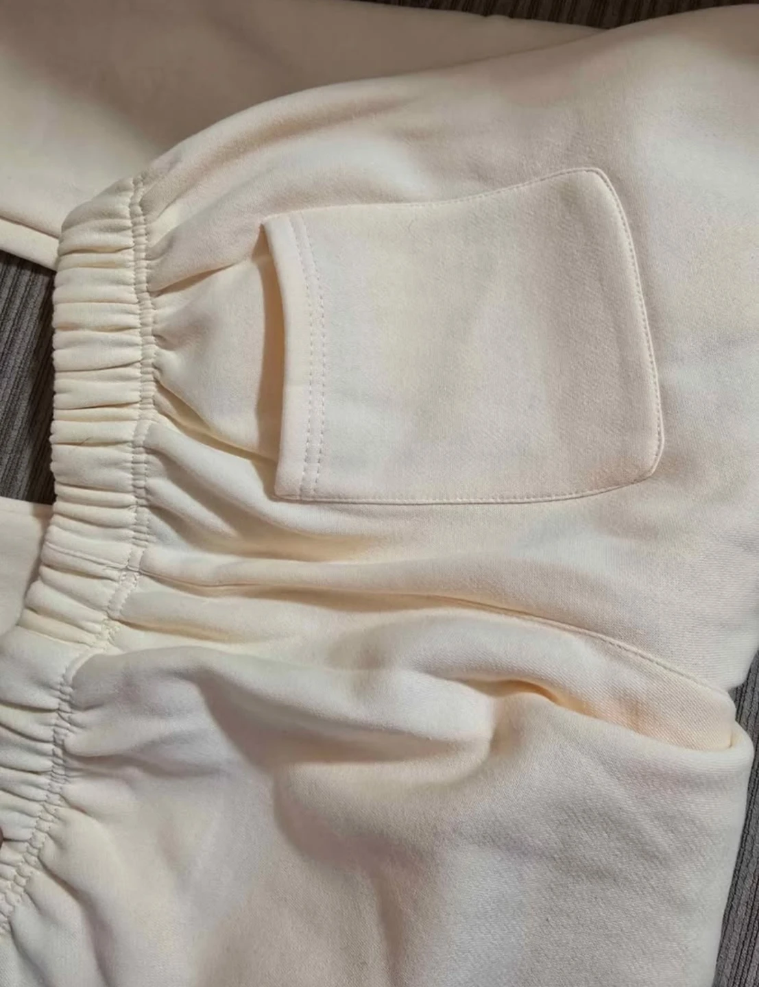 Sweatpant Essentials - photo 4
