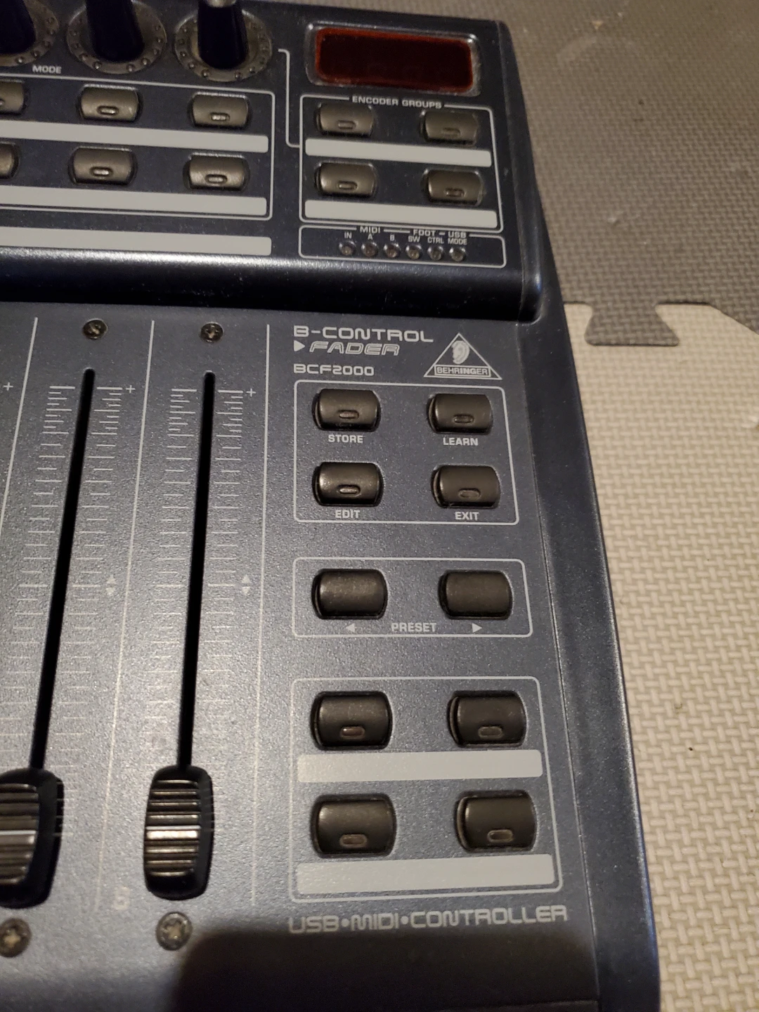 Behringer B-Control BCF2000 USB MIDI Fader Controller - photo 2