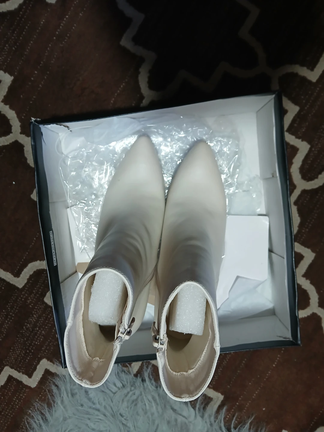 Cream Pointed Toe Block Heel Ankle Boots - photo 4