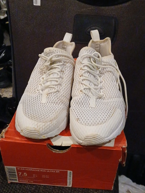 Nike Air Huarache Run Ultra BR Women's Shoes Size 7.5 White