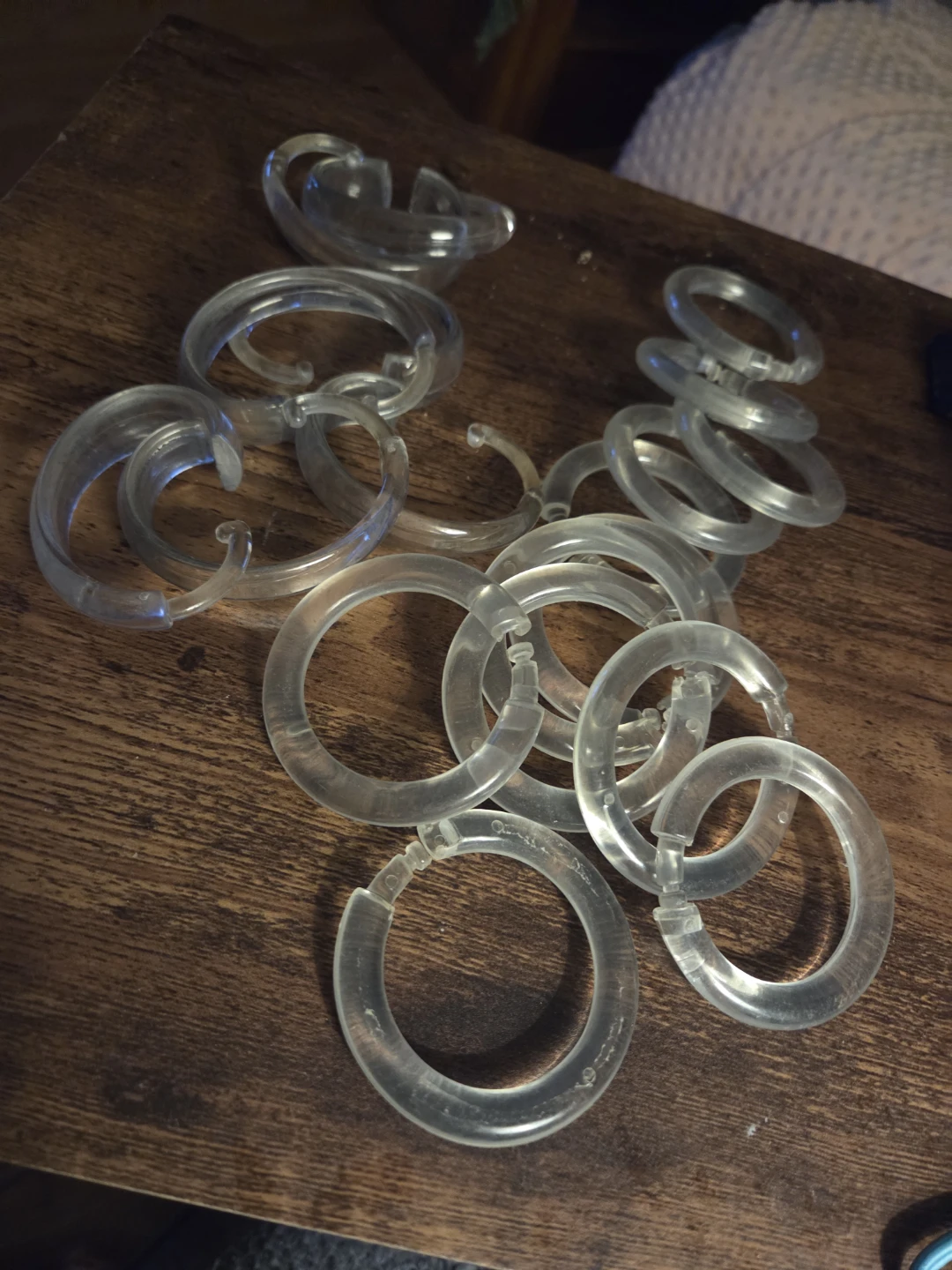 Clear Plastic Curtain Rings Set