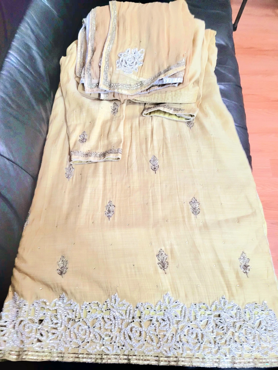 Assorted Pakistani Salwar Kameez Outfits - photo 3