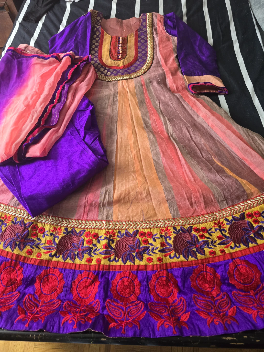 Embroidered Anarkali Dress with Dupatta - photo 2