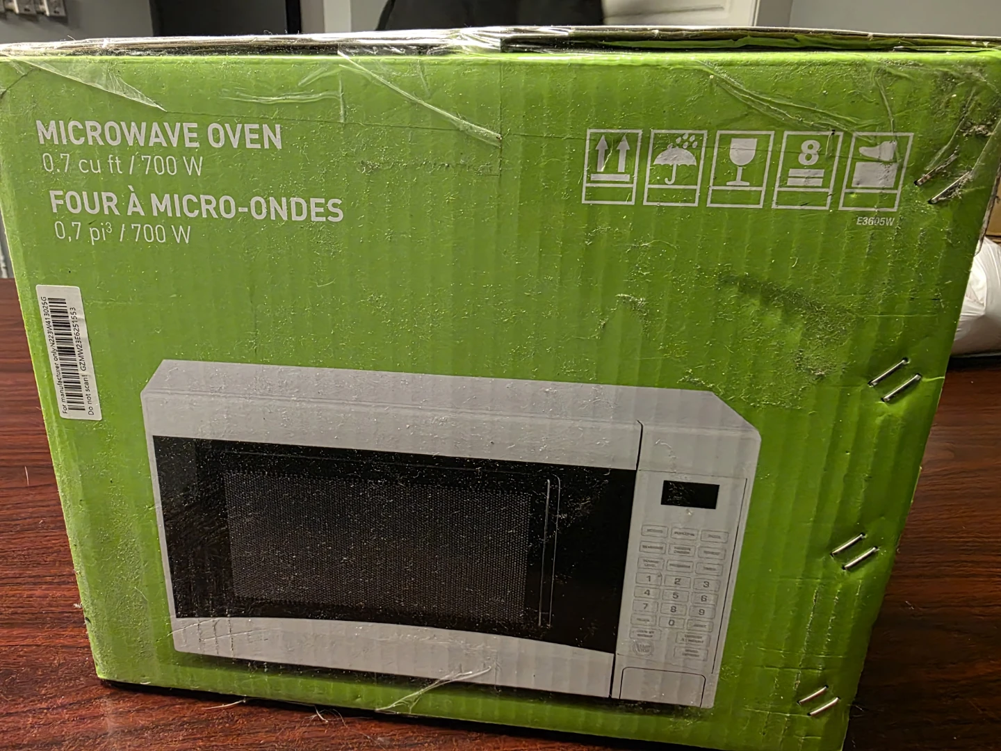 Everyday Essentials 0.7 cu ft Microwave Oven - photo 2