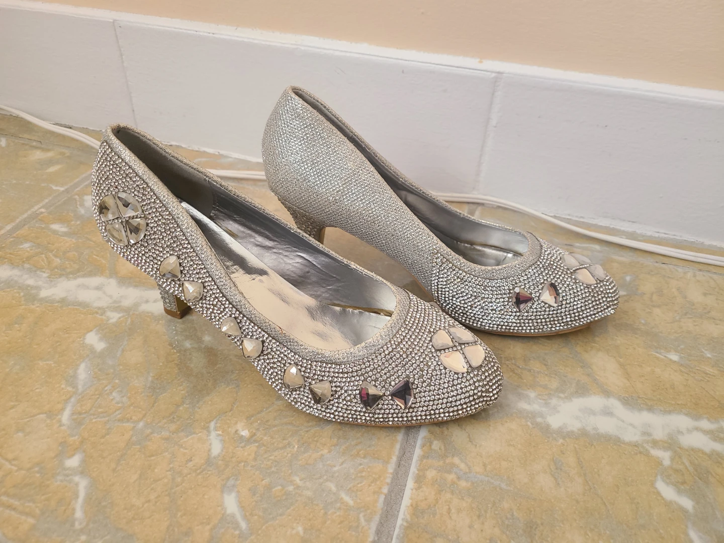 Beautiful Silver Embellished Heels - photo 2