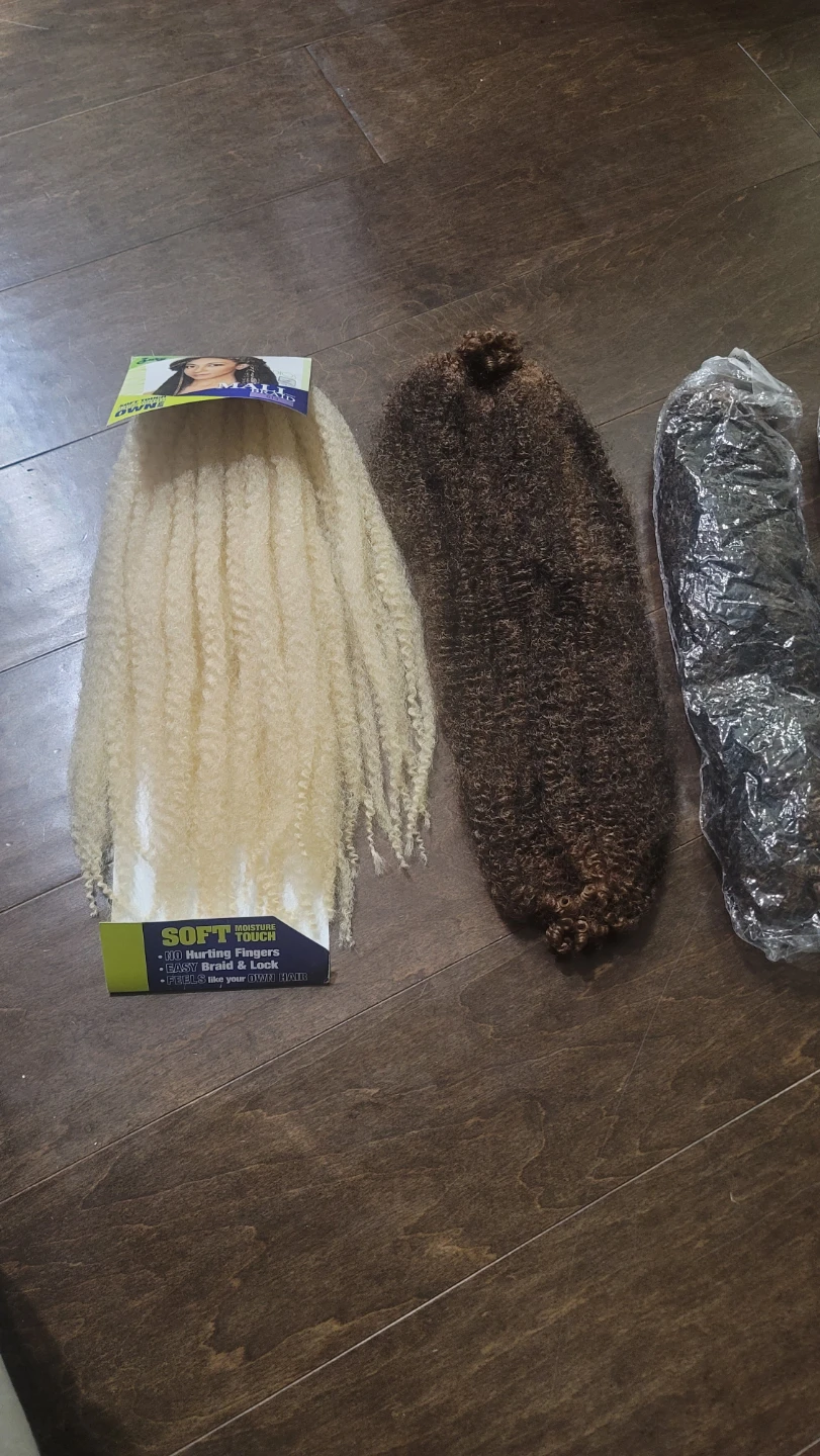 SYNTHETIC HAIR BRAIDS  New never used  Available 4 Each $10 - photo 5