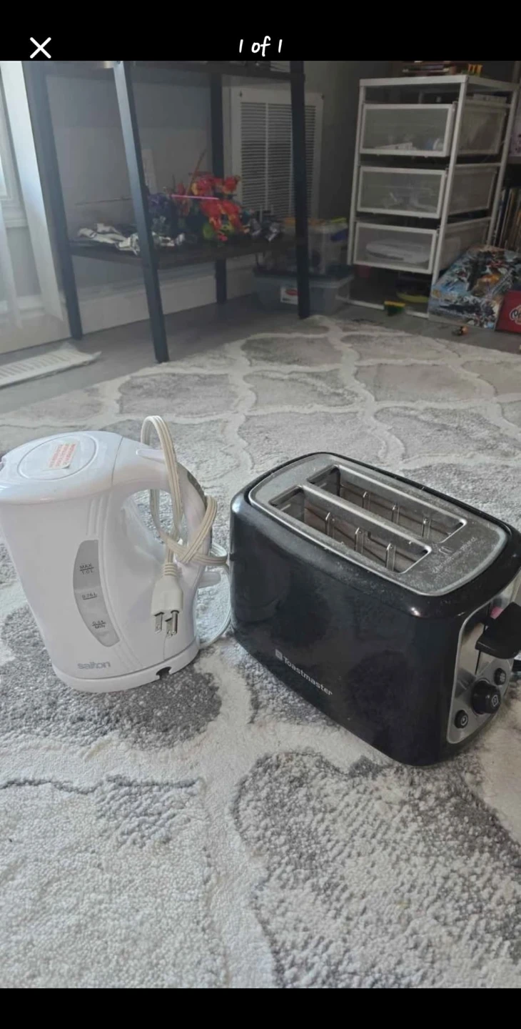 Salton Electric Kettle & Toastmaster Toaster