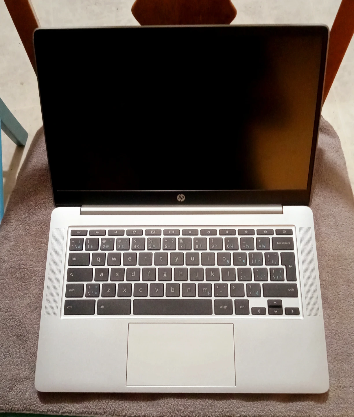 HP Chromebook 14a-nd0010ca Laptop - photo 2