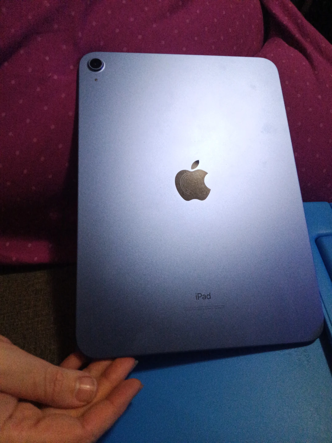 Apple iPad (10th Generation) Wi-Fi 64GB Blue - photo 3