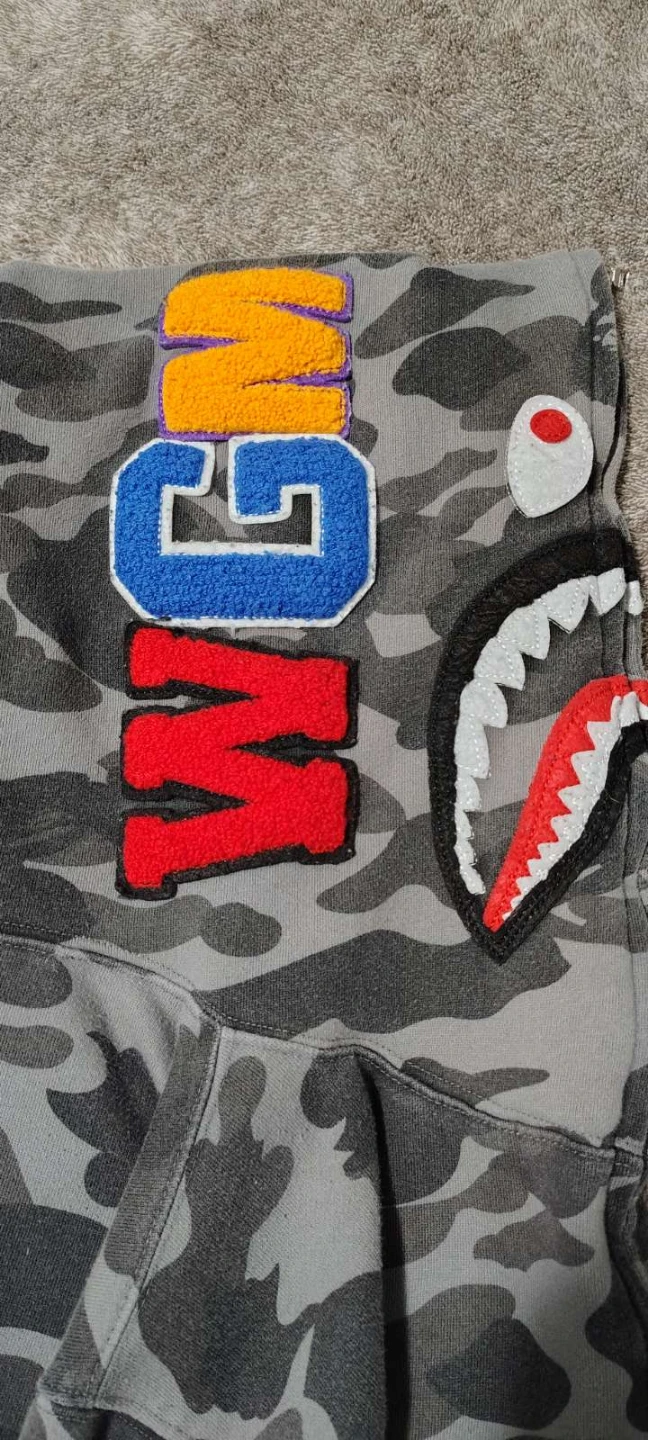 BAPE Full Zip Shark Hoodie Grey Medium that fits like small - photo 4