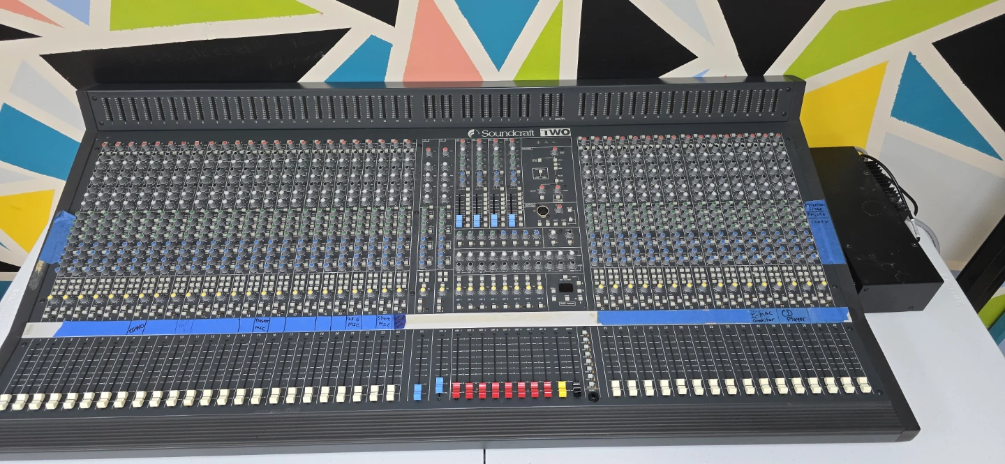 Soundcraft Two Analog Mixing Console - photo 3