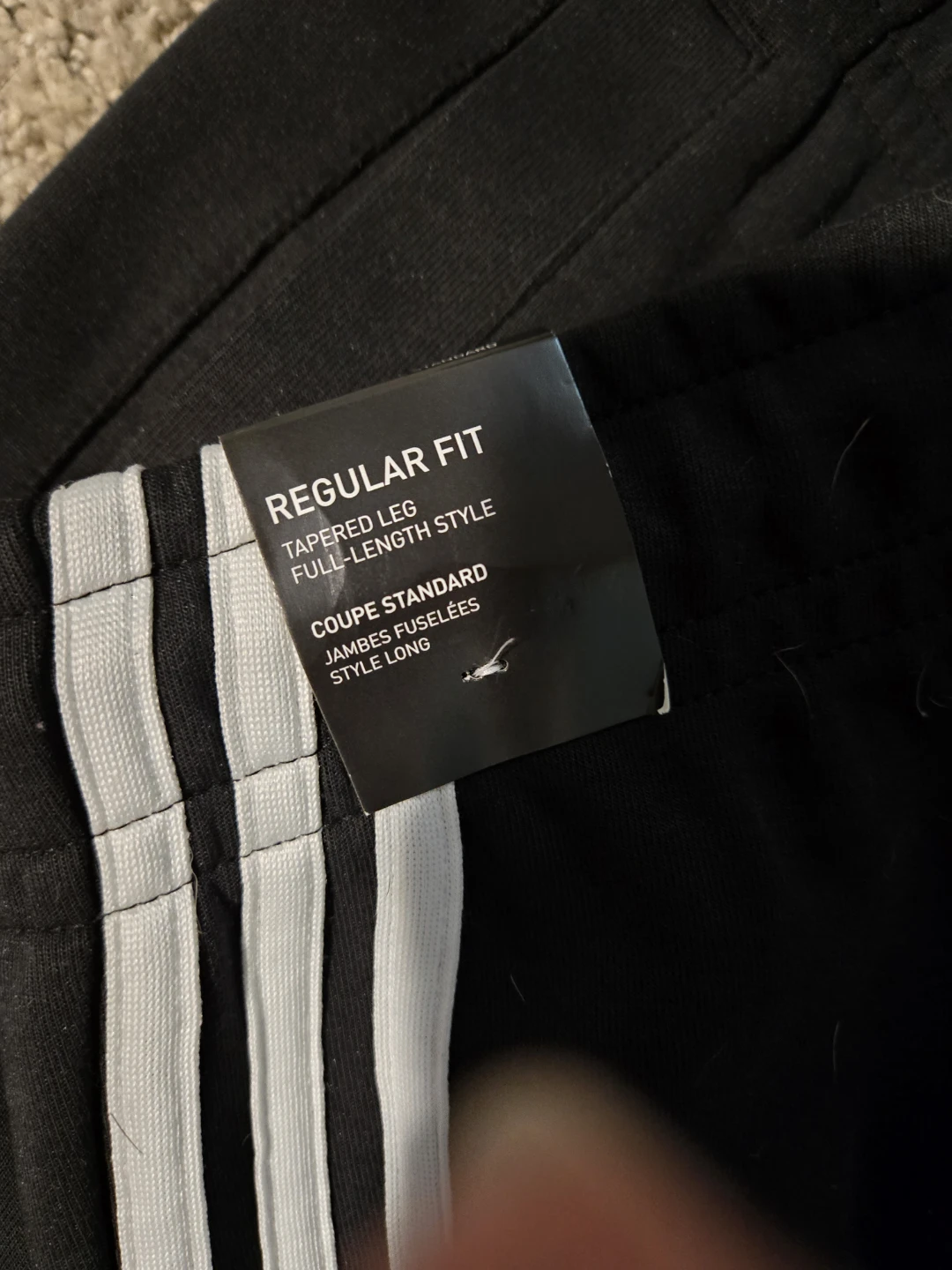 BNWT Adidas Black Regular Fit Tapered Leg Sweatpants - Size L - photo 3
