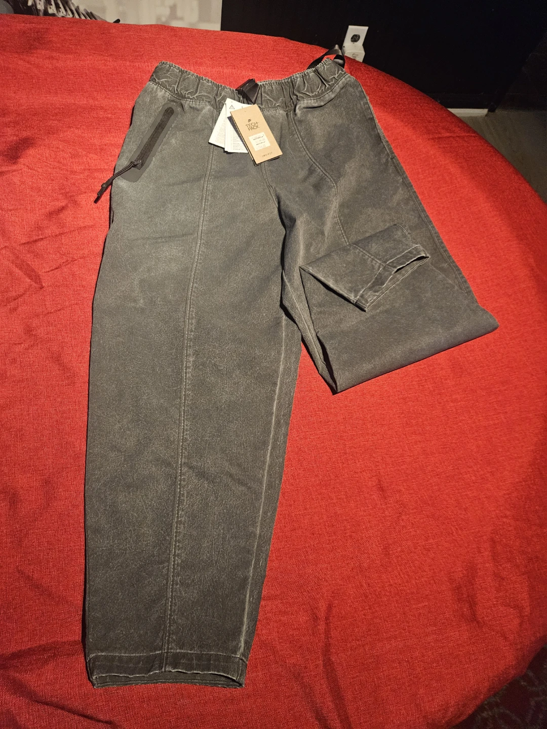 🥕Nike Tech Pack Dri-FIT Joggers - Grey