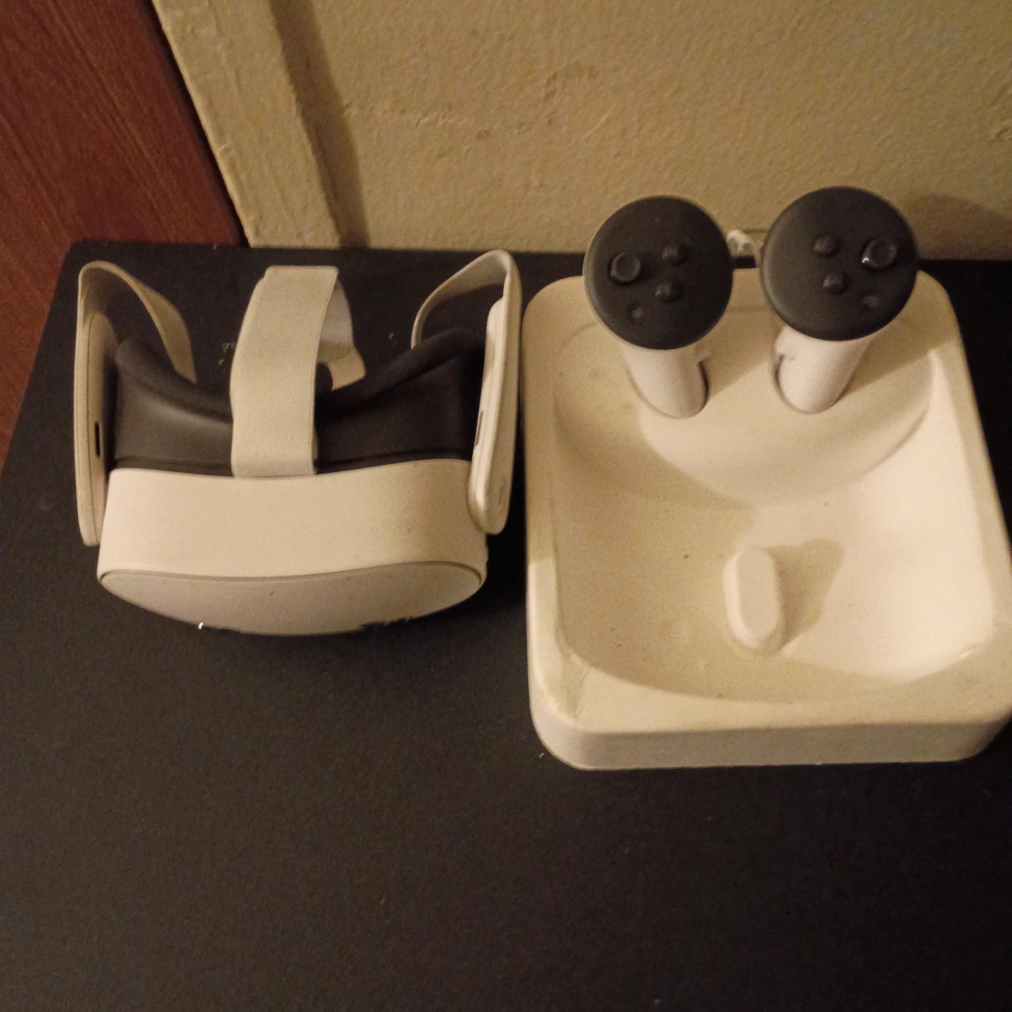 Meta Quest 2 VR Headset and Controllers - photo 2